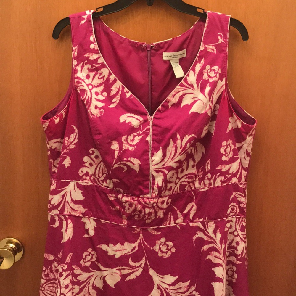 Amanda Smith Woman Dress - Size 16W